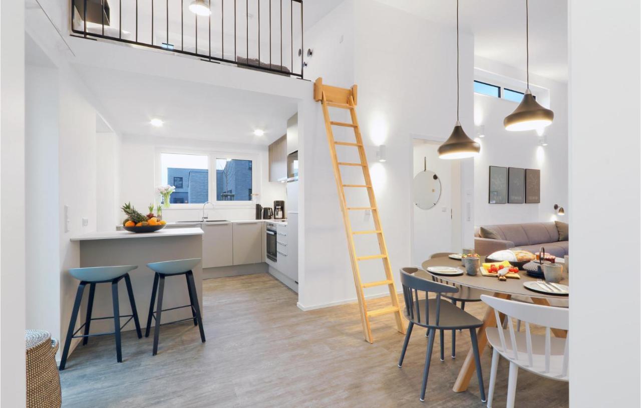 Amazing Home In Lembruch-Duemmer See With Wifi Экстерьер фото